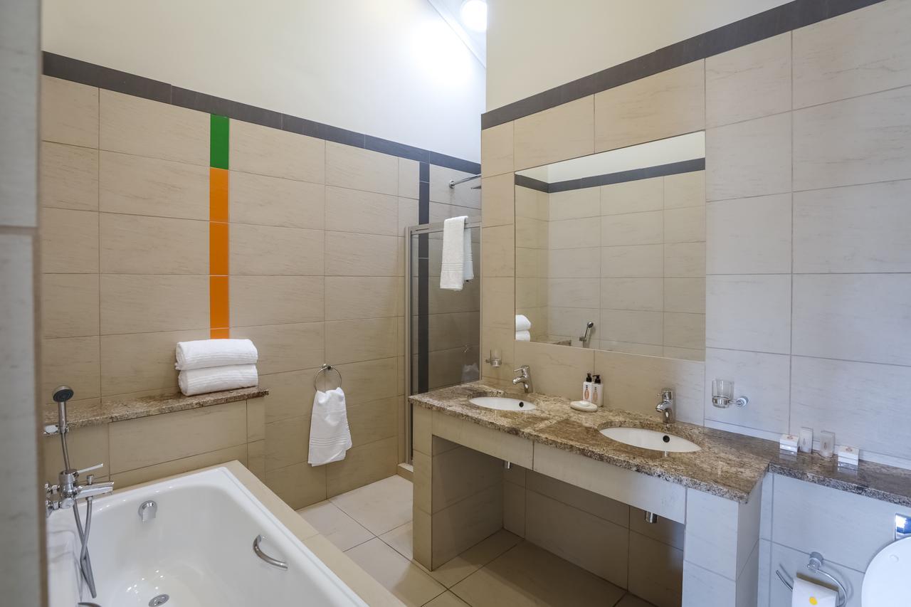 Orange Inn Knysna Eksteriør billede