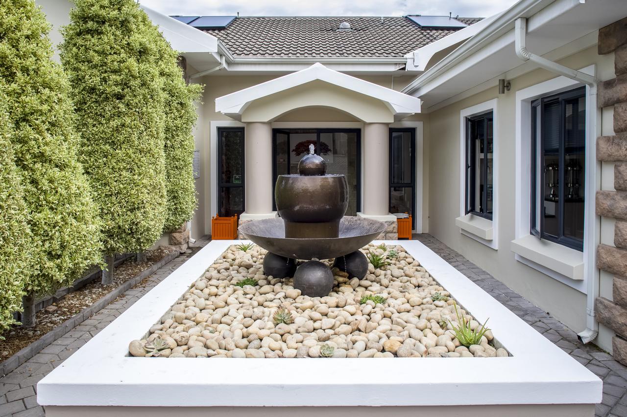 Orange Inn Knysna Eksteriør billede